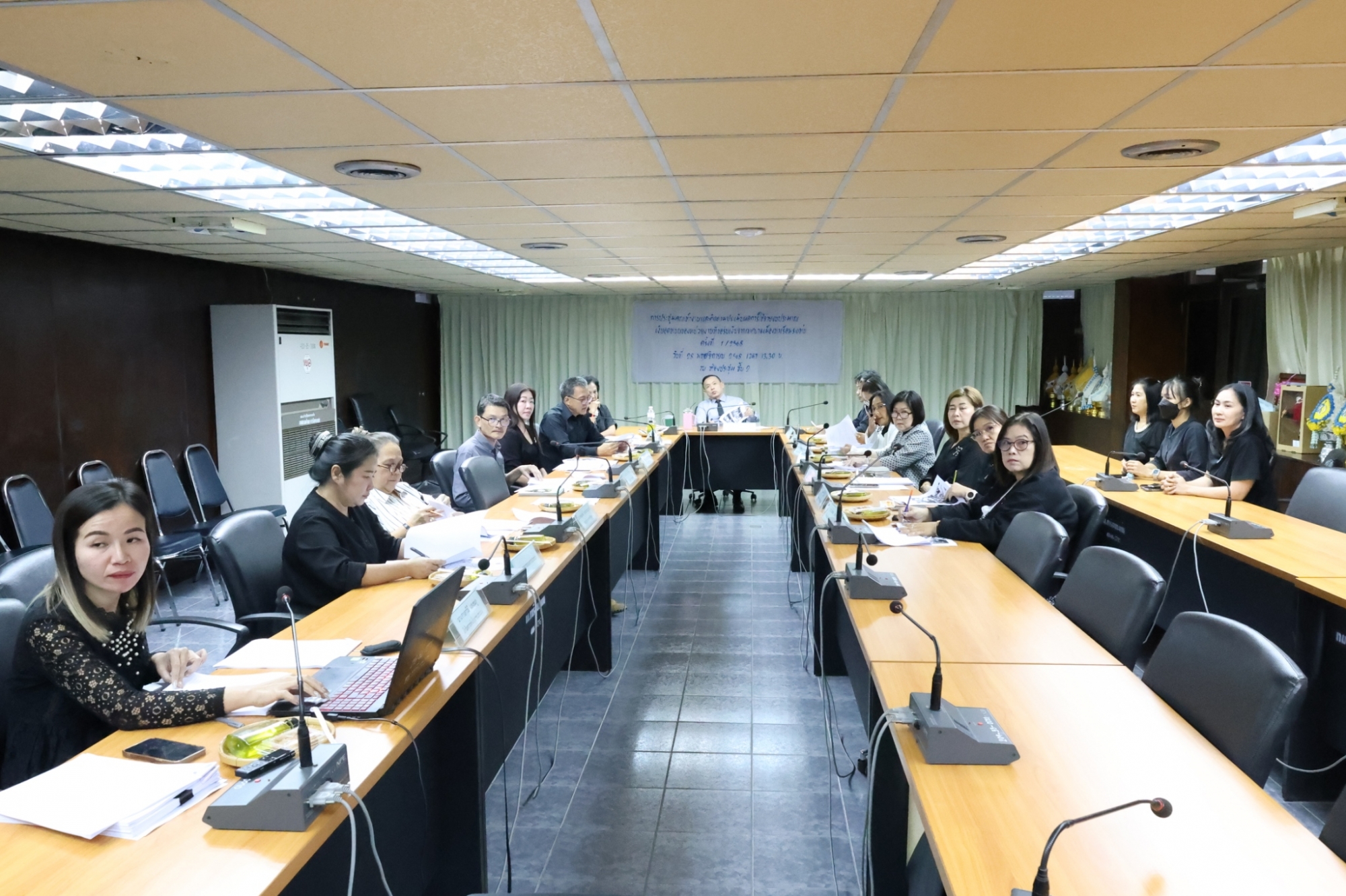 ประชุมคณะทำงานติดตามและประเมินผลการใช้จ่ายงบประมาณเงินอุดหนุนของหน่วยงานที่ขอรับเงินจากเทศบาลเมืองท่าเรือพระแท่น ประจำปีงบประมาณ พ.ศ. 2568 ครั้งที่ 1/2568